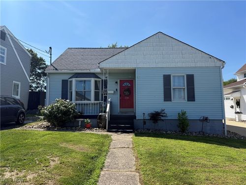 3719 Brightway St, Weirton, WV, 26062-4436 | Card Image