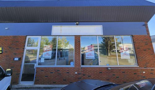 15889 116 Ave Nw, Edmonton, AB, T5M3W1 | Card Image