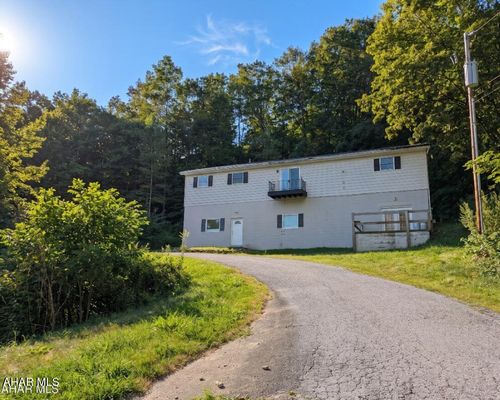 804 S Main Street, Hollsopple, PA, 15935 | Card Image