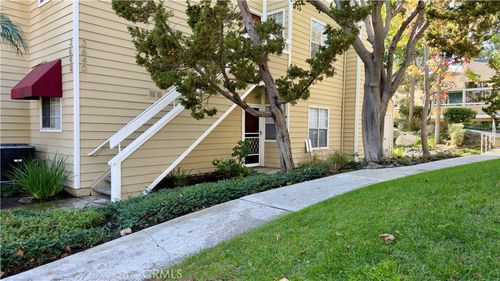 n46-3640 S Bear St, Santa Ana, CA, 92704-7287 | Card Image