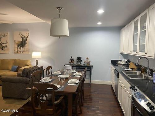 204-300 Base Camp Cir, Granby, CO, 80446-5691 | Card Image