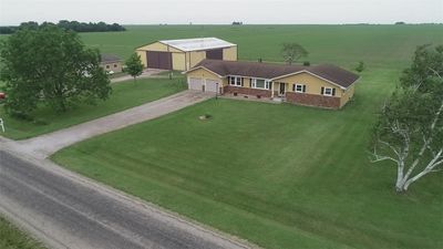 2083 N 1525 East Road, House other with 4 bedrooms, 2 bathrooms and null parking in Findlay IL | Image 1