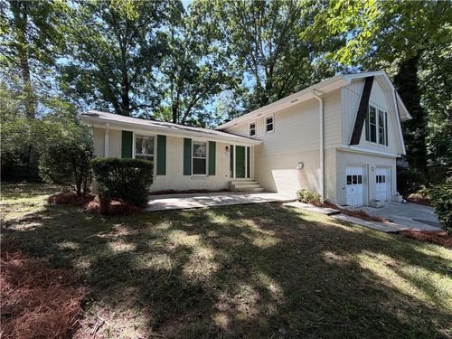 2896 Haverford Ln Se, Marietta, GA, 30067-5652 | Card Image