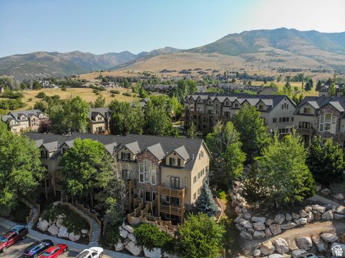 unit-1105-5060 Lakeview Dr, Eden, UT, 84310-6631 | Card Image