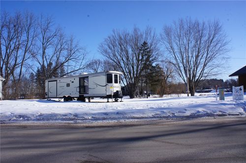 668 N Eau Claire St, MONDOVI, WI, 54755-1149 | Card Image