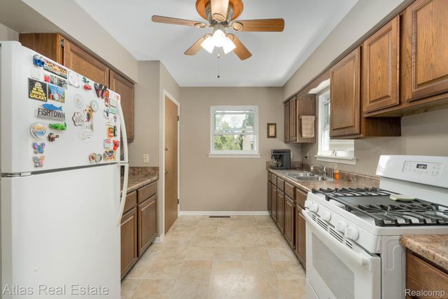 29-web-or-mls-Interiors (10 of 36).jpg | Image 22