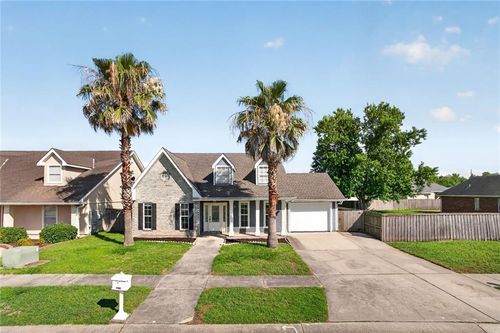 3240 Debouchel Blvd, Meraux, LA, 70075-2221 | Card Image