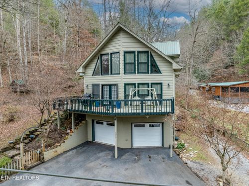 6217 Old Walland Hwy, Walland, TN, 37886-2554 | Card Image