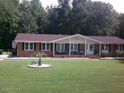 361 Country Club Rd, Whiteville, NC, 28472-9124 | Card Image