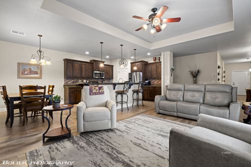 333 Montpere Cir, Mesquite, NV, 89027-1118 | Card Image