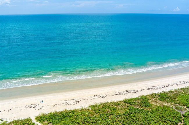 APT-323 - 4100 Highway A1a, Condo with 3 bedrooms, 3 bathrooms and null parking in Hutchinson Island FL | Image 49
