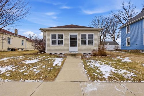 116 E Florence St, CAMBRIA, WI, 53923-7102 | Card Image