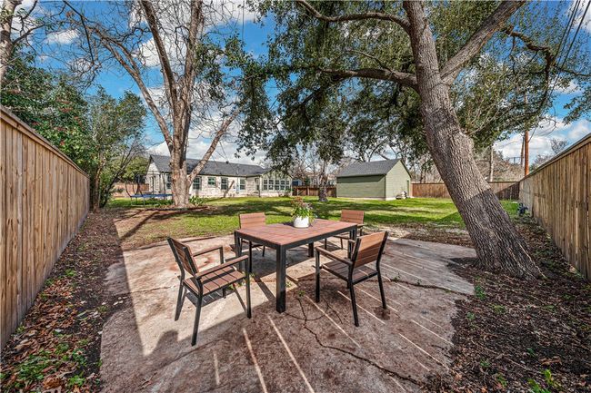 3218 Cumberland Ave, House other with 3 bedrooms, 2 bathrooms and 2 parking in Waco TX | Image 87