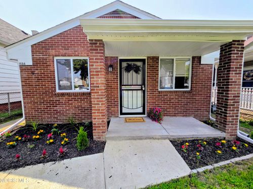 1534 Oakmont St, Toledo, OH, 43605-3518 | Card Image