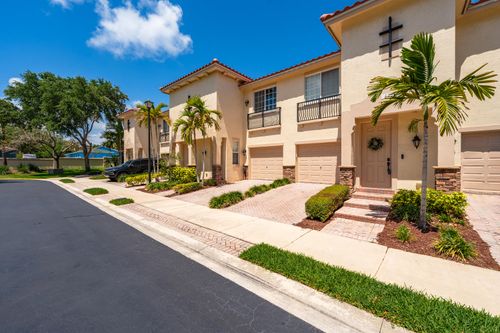 e-125 N Longport Cir, Delray Beach, FL, 33444-3403 | Card Image