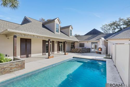 19523 Arcadian Shores Ave, Baton Rouge, LA, 70809-6705 | Card Image