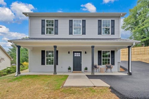 824 Commander Dr, Roanoke, VA, 24012-1020 | Card Image