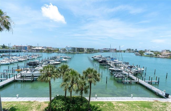 APT-1103 - 9495 Blind Pass Rd, Condo with 2 bedrooms, 2 bathrooms and null parking in ST PETE BEACH FL | Image 38
