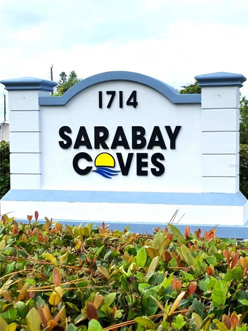 c204-1714 69th Ave W, BRADENTON, FL, 34207-5842 | Card Image