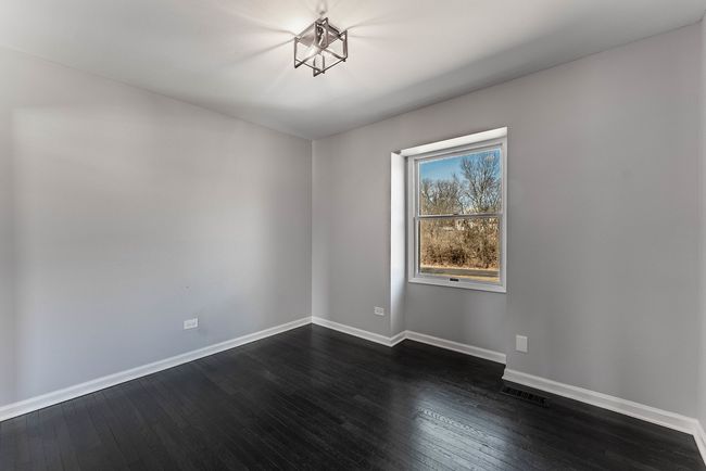 105 Roxborough Pl, Home with 4 bedrooms, 3 bathrooms and 2 parking in Inverness IL | Image 22