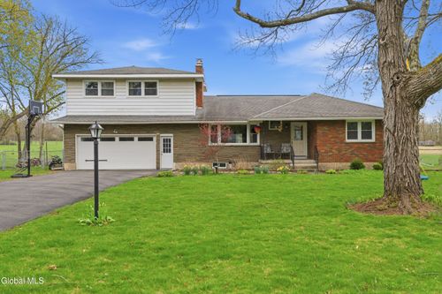 107 Ashdown Rd, Ballston Lake, NY, 12019-2336 | Card Image