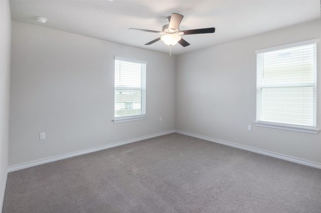 Upstairs guest room 1 | Image 22