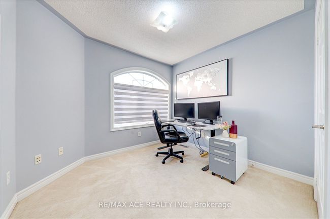 62 Saffron Cres, House other with 6 bedrooms, 5 bathrooms and 4 parking in Brampton ON | Image 28