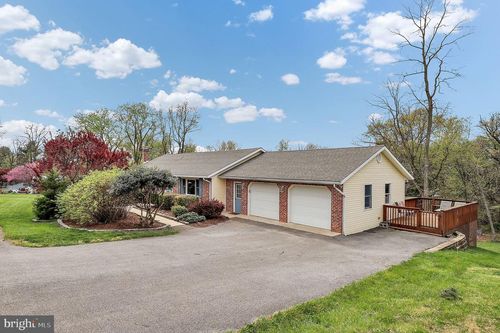7834 Mountain Laurel Rd, BOONSBORO, MD, 21713-2141 | Card Image