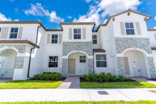2660 Se 28th St, HOMESTEAD, FL, 33035 | Card Image