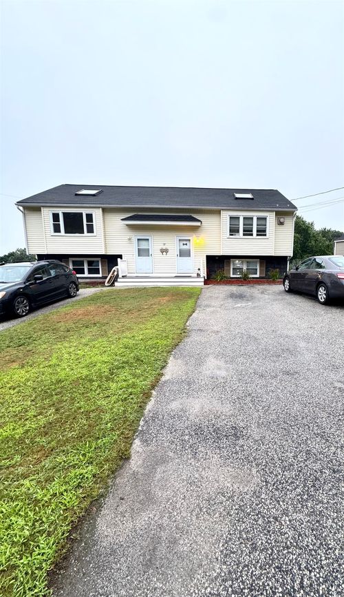 r-72 Derryfield Rd, Derry, NH, 03038-4318 | Card Image