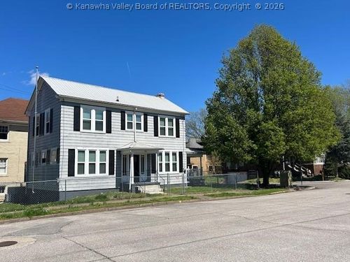 700 Hall St, Charleston, WV, 25302-1718 | Card Image