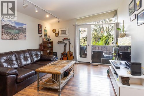 11-353 Boyce Cres, Kelowna, BC, V1Y5Z7 | Card Image