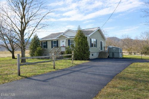 175 Main St, Schoharie, NY, 12157-2106 | Card Image