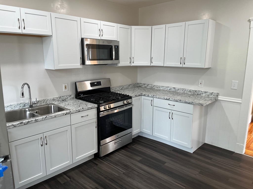 Residential Lease in Boston 3