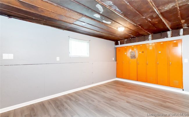 715 Valley View Trce, Home with 4 bedrooms, 3 bathrooms and null parking in New Albany IN | Image 54