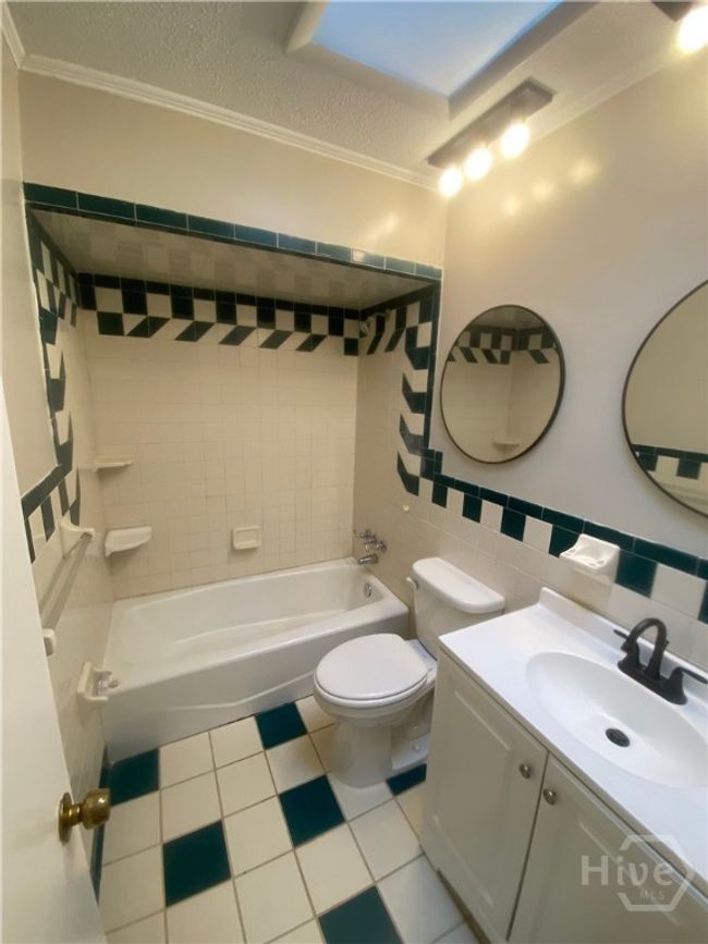 409 Sharondale Rd, House other with 3 bedrooms, 2 bathrooms and null parking in Savannah GA | Image 6