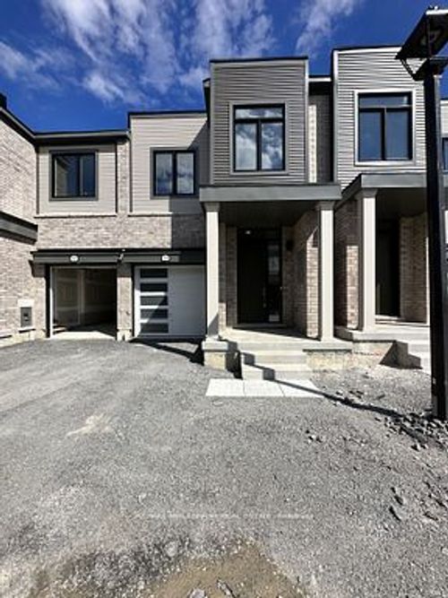 50 Sorbara Way, Whitby, ON, L1M1Y1 | Card Image