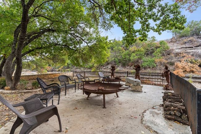170 Goose Landing Way, Home with 5 bedrooms, 6 bathrooms and 3 parking in Harper TX | Image 65