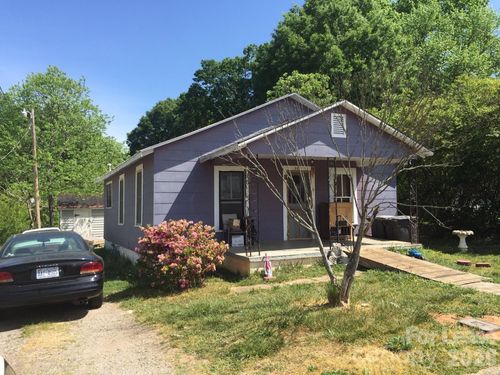 714 Wilmington Ave, Statesville, NC, 28677-7056 | Card Image