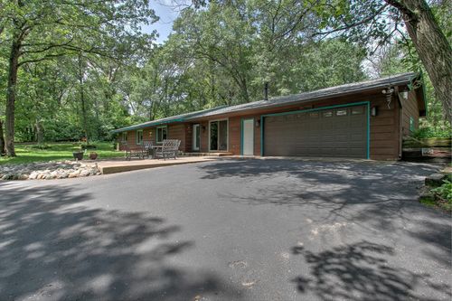 27520 138th St Nw, Zimmerman, MN, 55398-9486 | Card Image