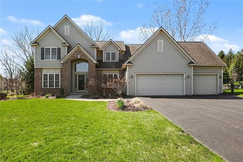 6 Captiva Xing, Fairport, NY, 14450-8621 | Card Image