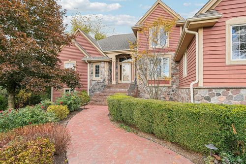 1382 Cedarton Parkway, Cedarburg, WI, 53024 | Card Image