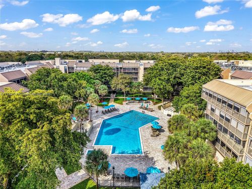 apt-b315-2802 N 46th Ave, Hollywood, FL, 33021-8925 | Card Image