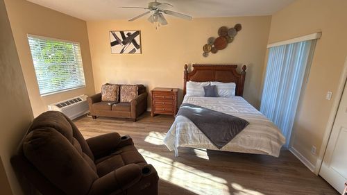 b-8294 Mulligan Cir, Port St. Lucie, FL, 34986-3308 | Card Image