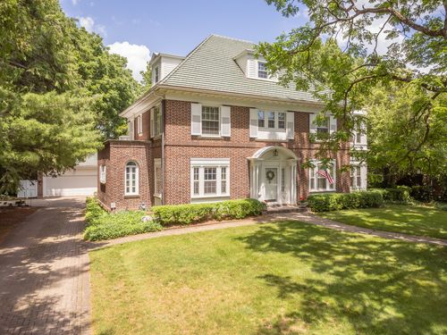 1286 W Stephenson St, Freeport, IL, 61032-4880 | Card Image