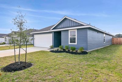 5685 Canvasback, House other with 4 bedrooms, 2 bathrooms and null parking in Orange TX | Image 2