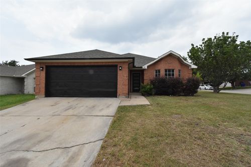 311 Stell Ave, Mansfield, TX, 76063-3178 | Card Image