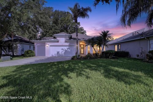 560 Greenleaf Ln, Titusville, FL, 32780-8706 | Card Image