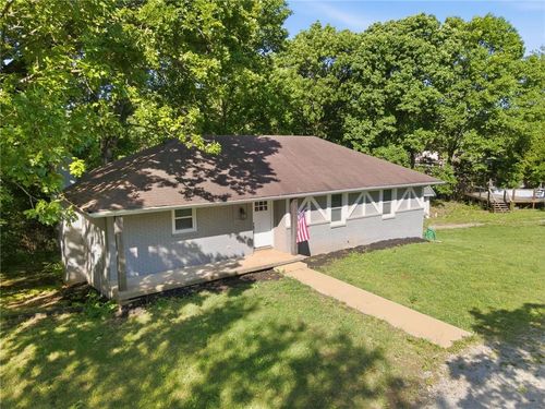 5977 Se 208th St, Holt, MO, 64048-9235 | Card Image