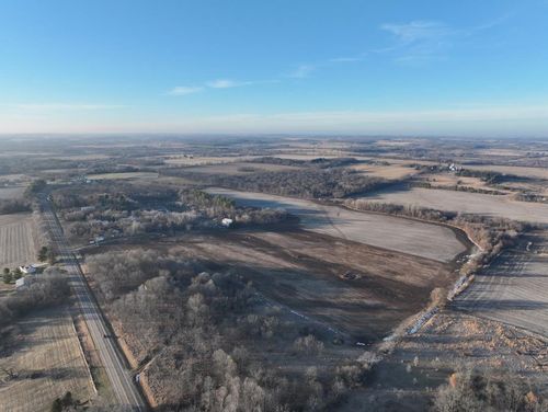 123.5 M/L Acres State Road 81, NEWARK, WI, 53511 | Card Image